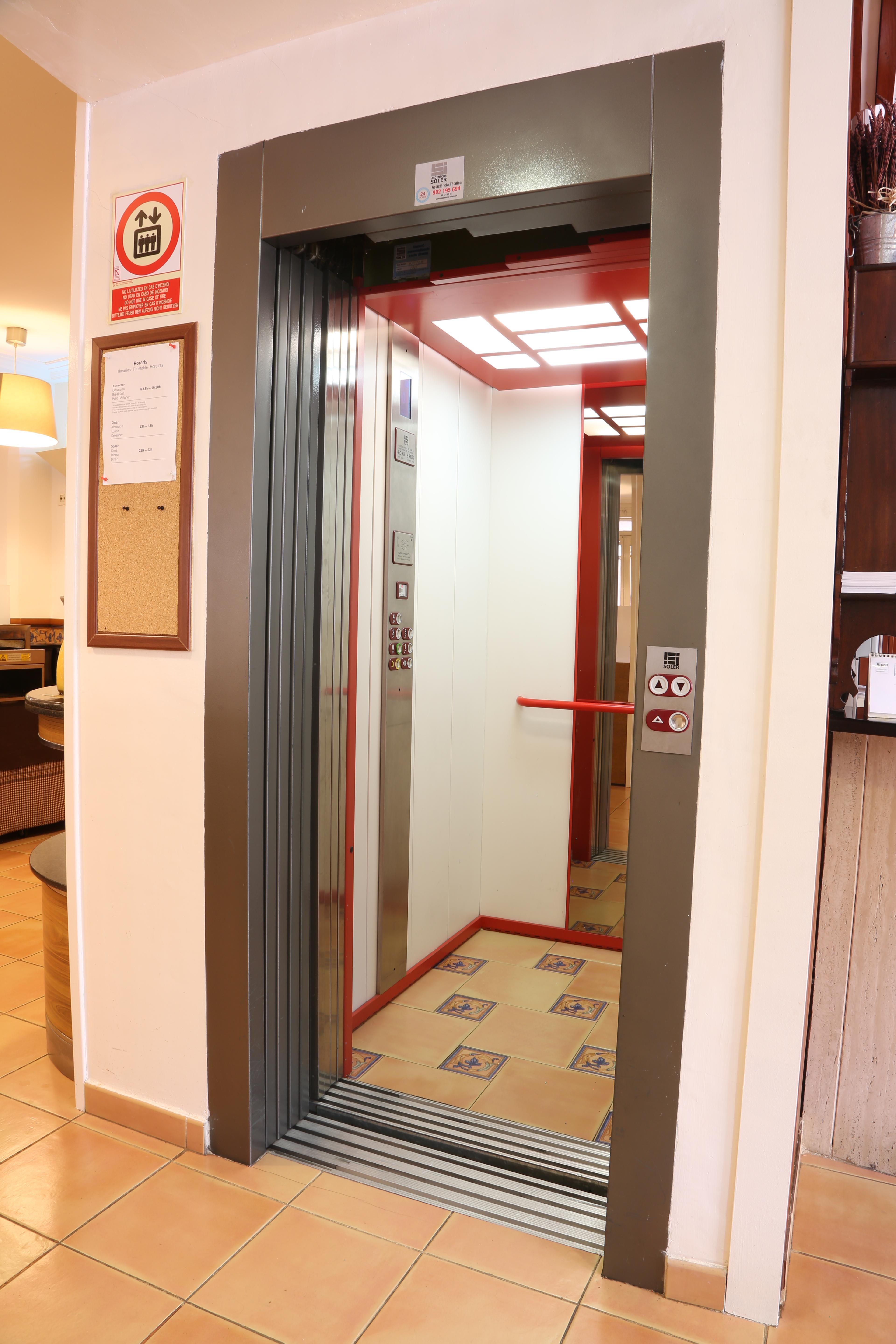 Hotel Ripoll Sant Hilari Sacalm Ngoại thất bức ảnh